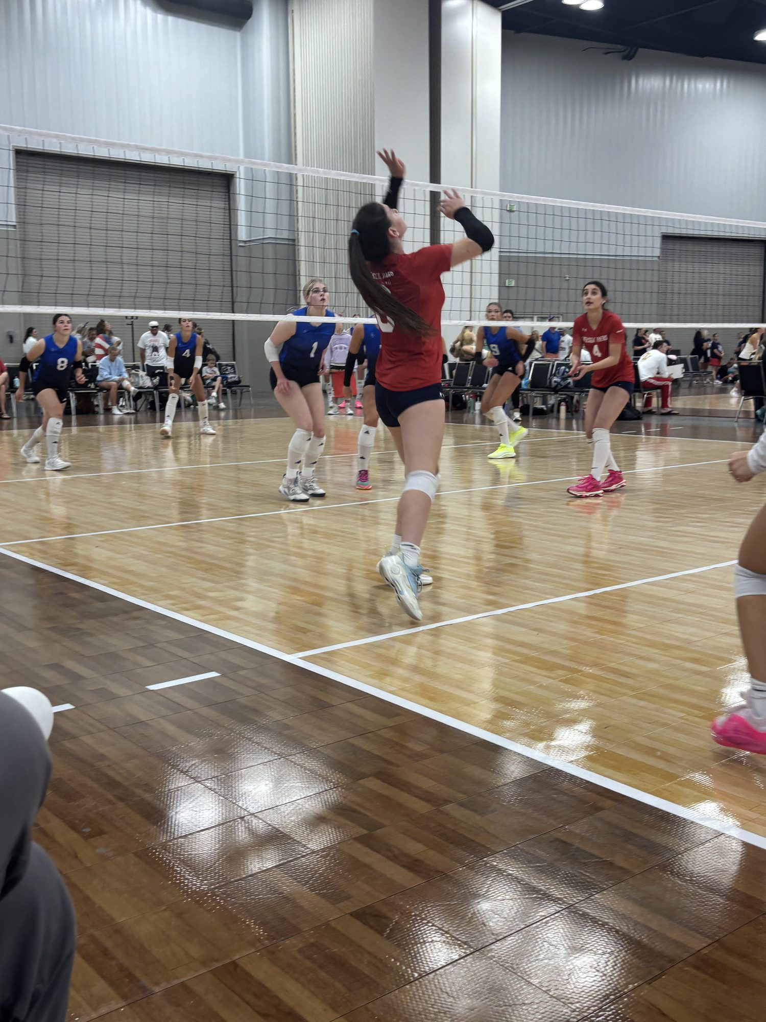 Loading up for the jump serve